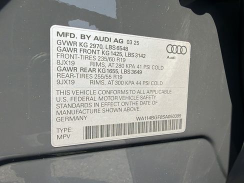 Used 2025 Audi Q6 e-tron Premium w/ Convenience Package AWD/4WD image 16