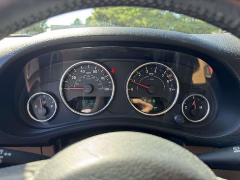 Used 2015 Jeep Wrangler Unlimited Sahara w/ Max Tow Package AWD/4WD image 21