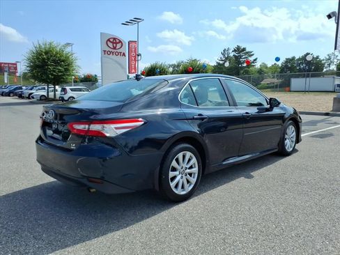 Used 2020 Toyota Camry LE w/ Cold Weather Package AWD/4WD image 4