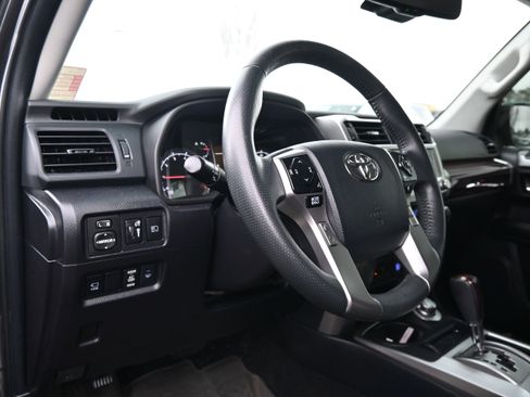 Used 2022 Toyota 4Runner Limited image 3