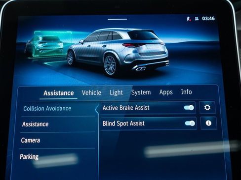 Used 2025 Mercedes-Benz GLC 43 AMG 4MATIC image 33