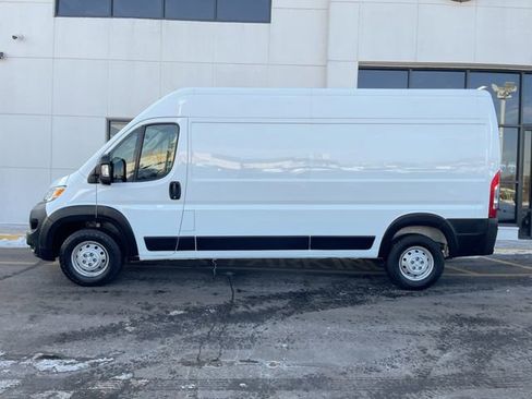 Used 2023 RAM ProMaster 2500 image 6