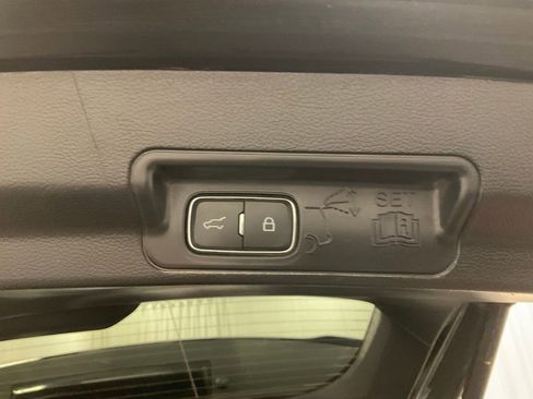 Used 2025 Ford Explorer ST-Line image 37