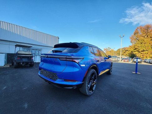 New 2026 Chevrolet Equinox EV RS FWD image 5