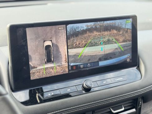 Certified 2024 Nissan Rogue Platinum w/ Platinum Premium Package image 11