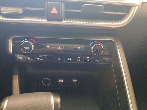 Used 2023 Kia K5 GT FWD image 18