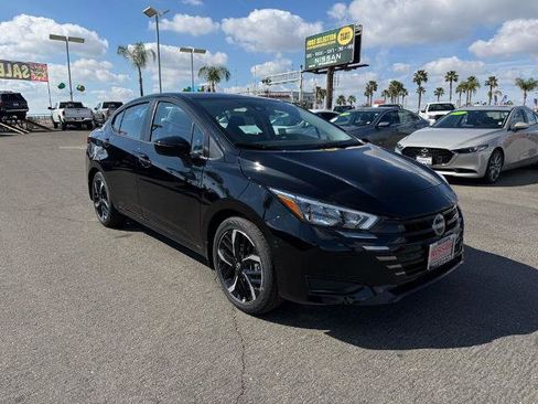 New 2025 Nissan Versa SR w/ Trunk Package image 1