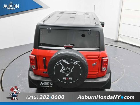 Used 2023 Ford Bronco Black Diamond image 28