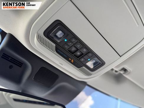 Used 2025 Ford Expedition Active AWD/4WD image 30