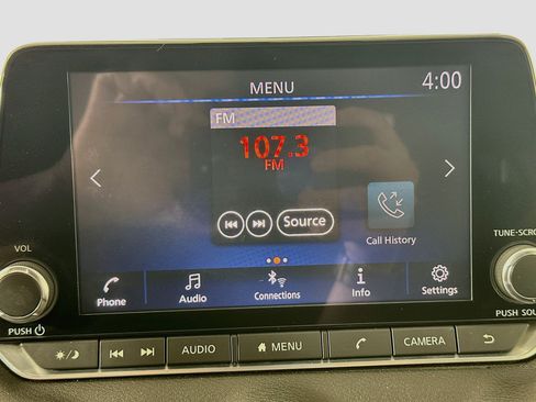 Used 2020 Nissan Sentra SR w/ Premium Package FWD image 21