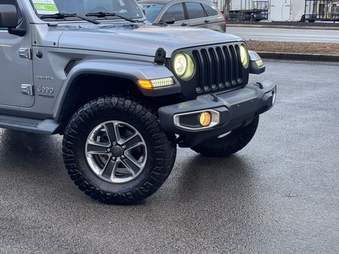 Used 2018 Jeep Wrangler Unlimited Sahara w/ Cold Weather Group image 2