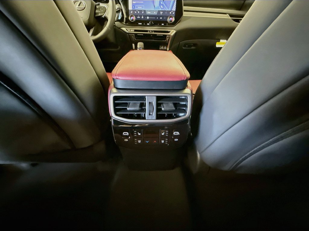 New 2026 Lexus RX 500h F Sport AWD/4WD image 18