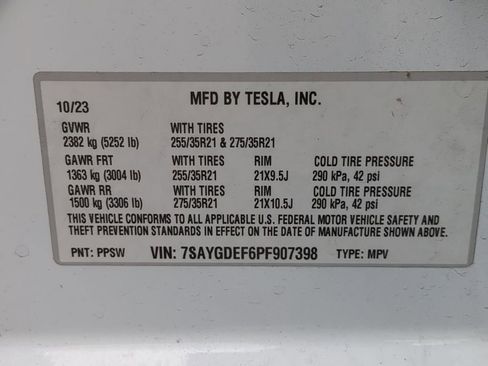 Used 2023 Tesla Model Y Performance AWD/4WD image 23