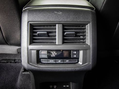 Certified 2023 Volkswagen Atlas SE FWD image 29