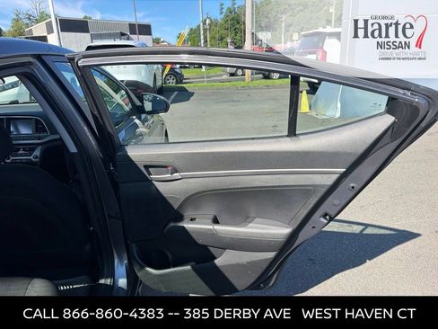 Used 2018 Hyundai Elantra SE w/ SE Connectivity Package 04 FWD image 22