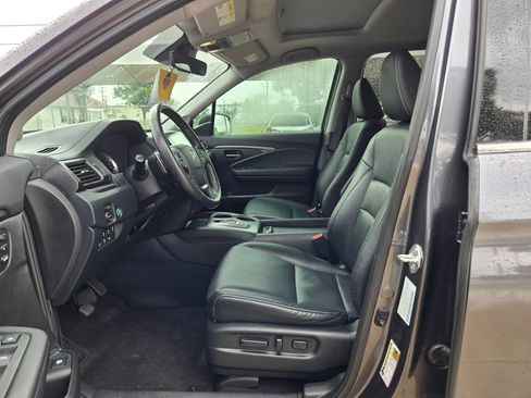 Used 2023 Honda Ridgeline RTL-E image 9