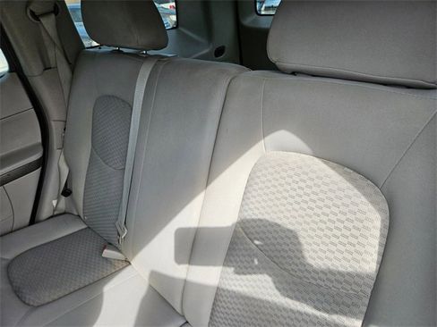 Used 2008 Chevrolet HHR LS image 14