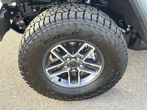 New 2026 Jeep Gladiator Mojave AWD/4WD image 7