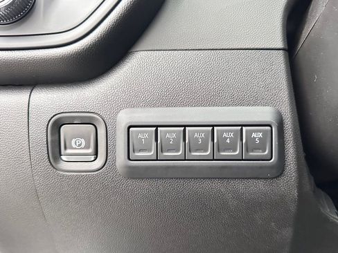 New 2025 GMC Sierra 3500 Pro w/ Convenience Package AWD/4WD image 24
