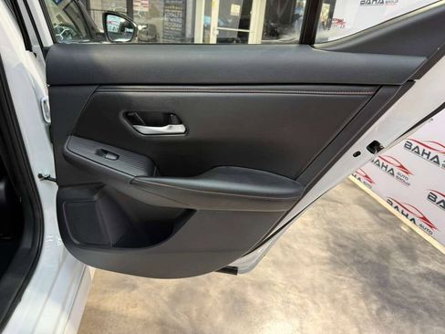 Used 2025 Nissan Sentra SR w/ SR Premium Package image 42