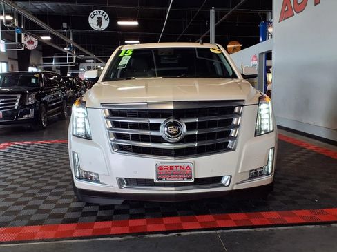 Used 2015 Cadillac Escalade Premium AWD/4WD image 2