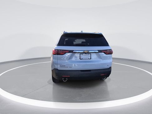 Used 2023 Chevrolet Traverse LT image 7
