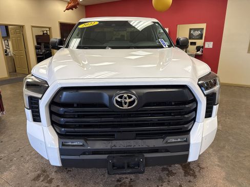 Used 2022 Toyota Tundra SR5 w/ SR5 Premium Package image 2