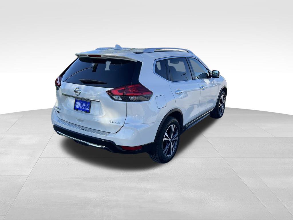 Used 2017 Nissan Rogue SL w/ SL Premium Package AWD/4WD image 6