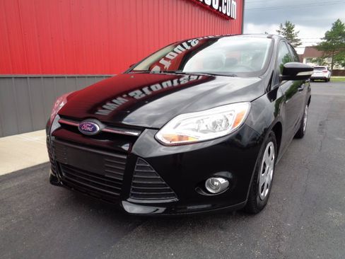 Used 2013 Ford Focus SE FWD image 9