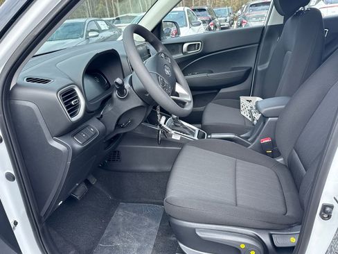 New 2026 Hyundai Venue SE FWD image 10