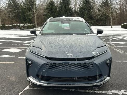 New 2025 Toyota Crown Signia w/ Advanced Technology Package image 8