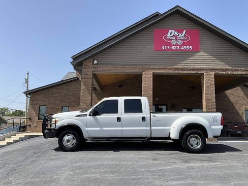 Used 2011 Ford F350 XL w/ Skid Plate Pkg AWD/4WD image 23