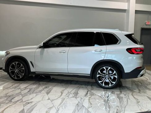 Used 2021 BMW X5 xDrive40i w/ Executive Package AWD/4WD image 9