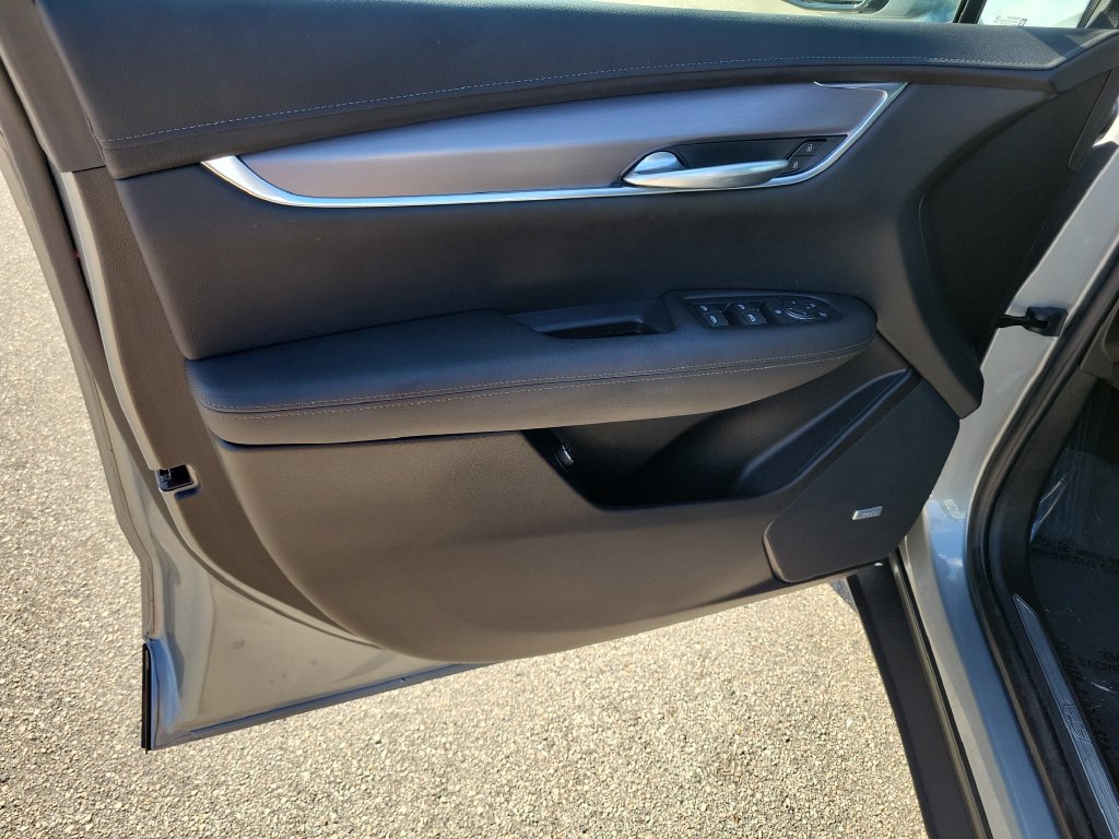 Used 2024 Cadillac XT5 Luxury FWD image 19