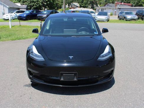 Used 2019 Tesla Model 3 Standard Range Plus RWD image 3