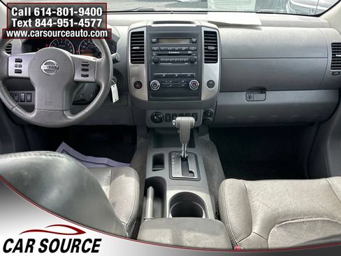 Used 2012 Nissan Frontier SL w/ Moonroof Pkg AWD/4WD image 13