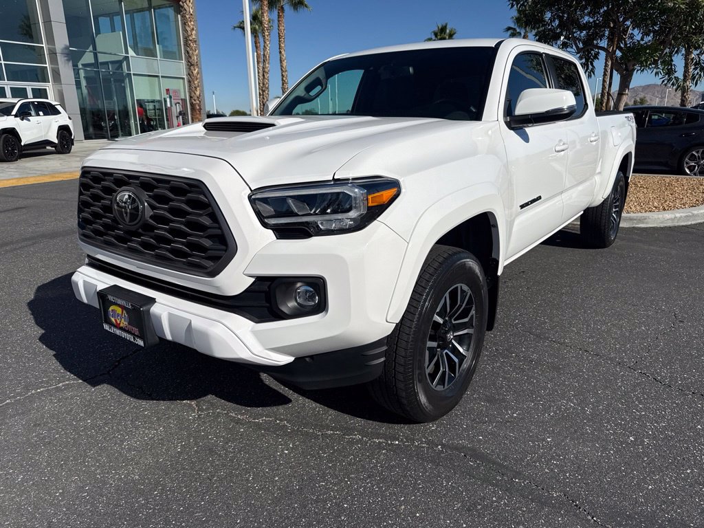 Certified 2023 Toyota Tacoma TRD Sport w/ Black Out Package (TMS) AWD/4WD image 3