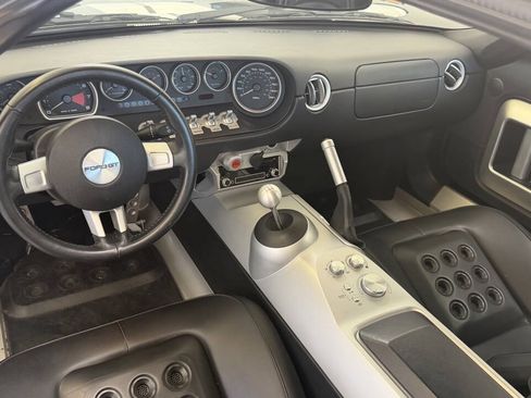 Used 2006 Ford GT RWD image 44