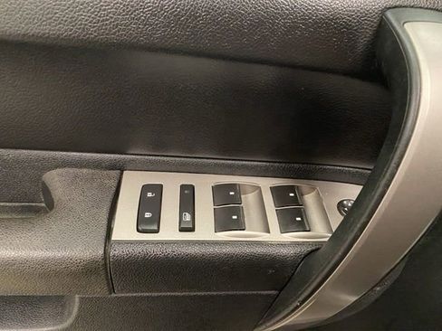 Used 2011 Chevrolet Silverado 2500 LT w/ Interior Plus Package image 21