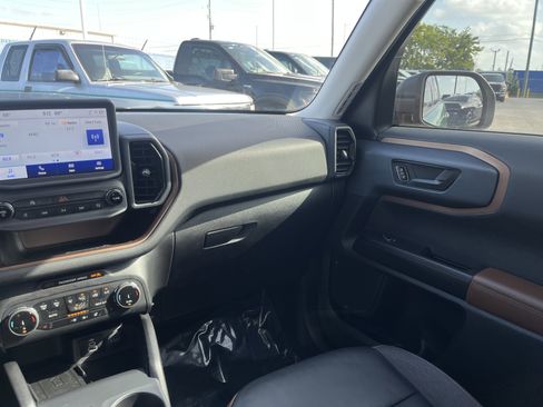 Used 2023 Ford Bronco Sport Outer Banks w/ Tech Package AWD/4WD image 30