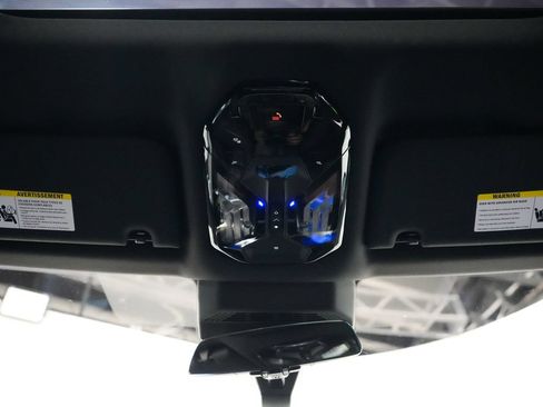 Used 2023 BMW i7 xDrive60 AWD/4WD image 40