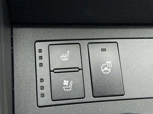 Used 2021 Lexus IS 350 F Sport w/ Accessory Package image 26