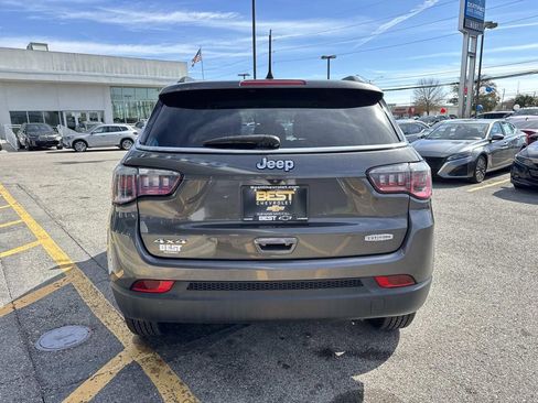 Used 2019 Jeep Compass Latitude w/ Cold Weather Group image 7