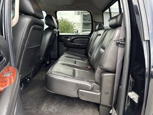 Used 2011 GMC Sierra 2500 Denali AWD/4WD image 23
