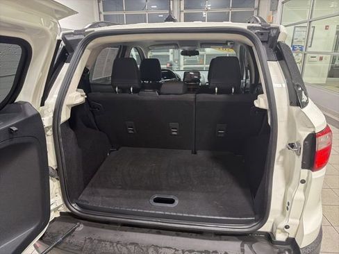 Used 2019 Ford EcoSport SE w/ SE Convenience Package image 9