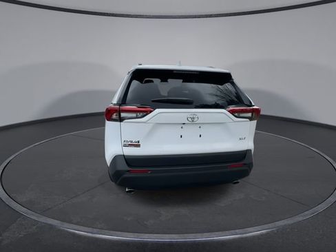 Used 2025 Toyota RAV4 XLE w/ Convenience Package image 14