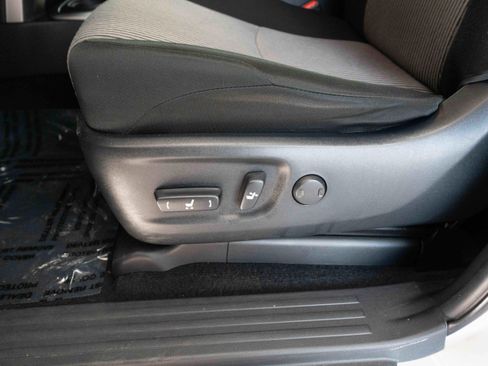 Used 2024 Toyota 4Runner SR5 image 12