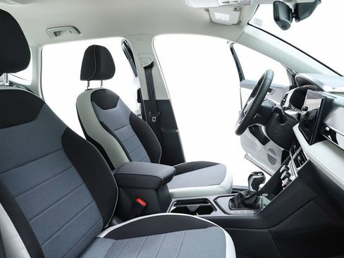 New 2026 Volkswagen Taos S image 35