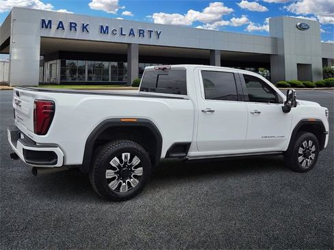 Used 2025 GMC Sierra 2500 Denali w/ Denali Reserve Package image 3