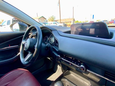 Used 2024 MAZDA CX-30 AWD 2.5 S w/ Preferred Package image 42